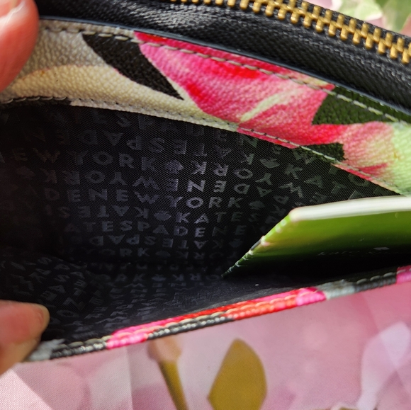 Kate Spade🌷Handbag/Crossbody With Matching Wallet 🌷 - Picture 10 of 16
